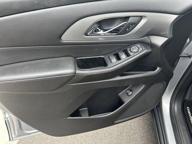 used 2023 Chevrolet Traverse car, priced at $28,988