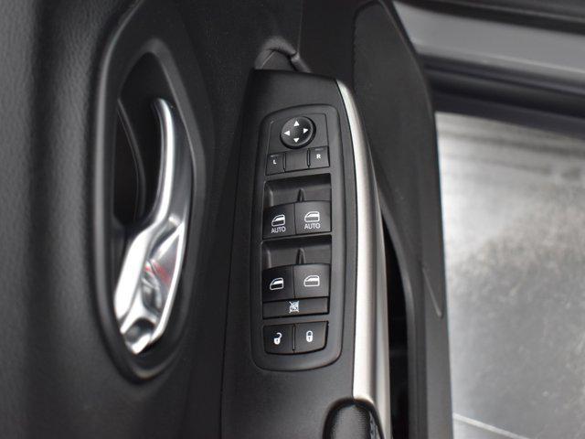 used 2020 Jeep Cherokee car, priced at $18,991