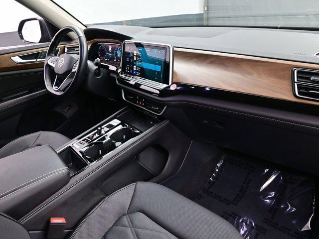 used 2025 Volkswagen Atlas car, priced at $35,915
