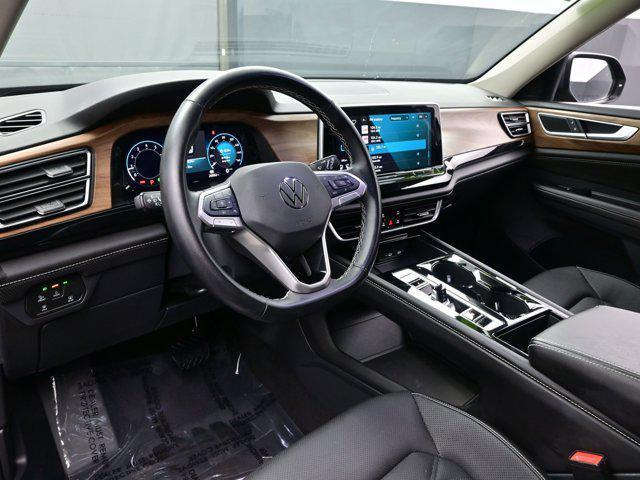 used 2025 Volkswagen Atlas car, priced at $35,915