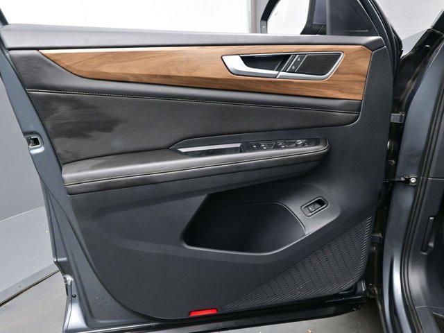 used 2025 Volkswagen Atlas car, priced at $35,915