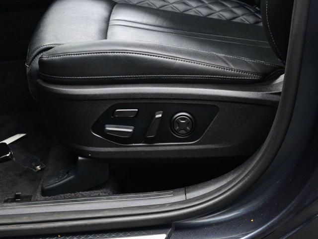 used 2022 Kia Sorento car, priced at $28,449