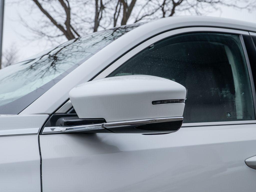 used 2023 Acura MDX car, priced at $41,900