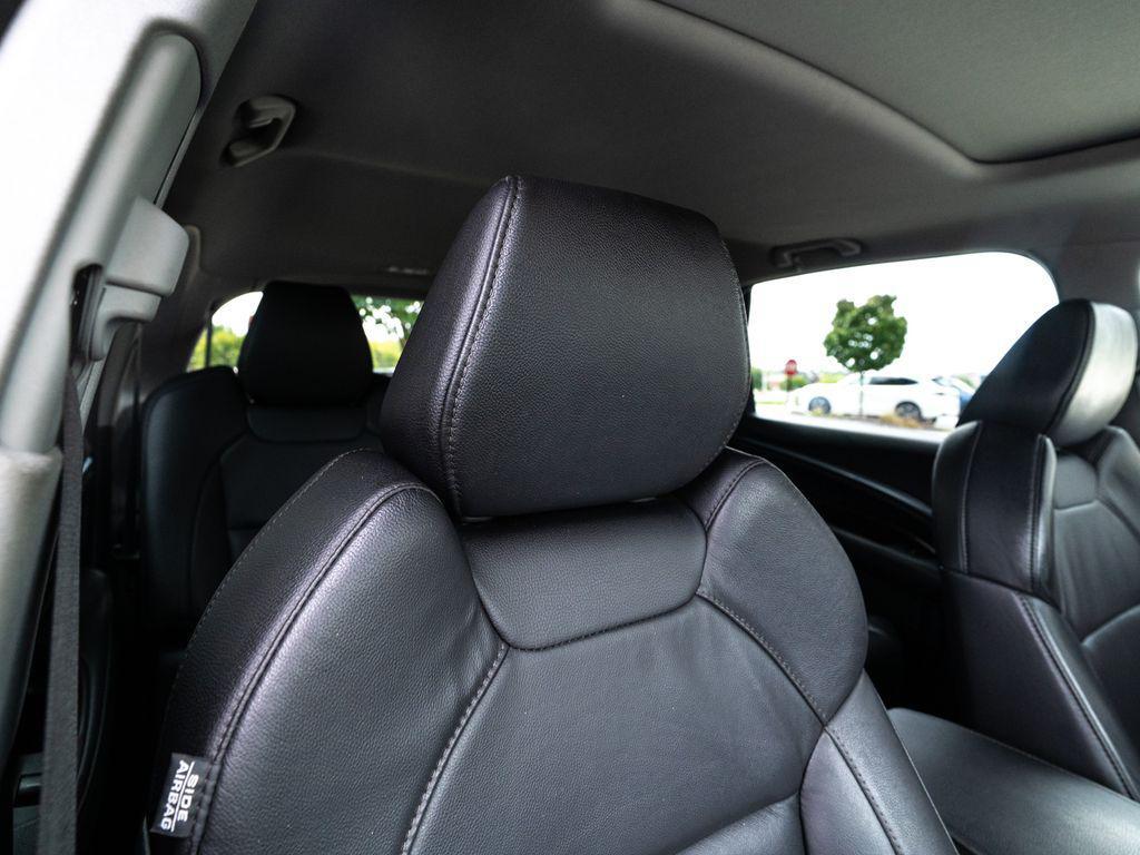 used 2019 Acura MDX car, priced at $17,998