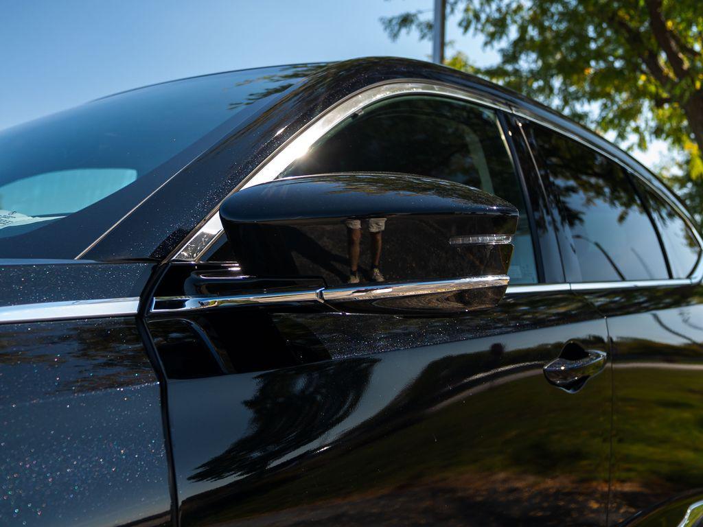 used 2024 Acura MDX car, priced at $45,998