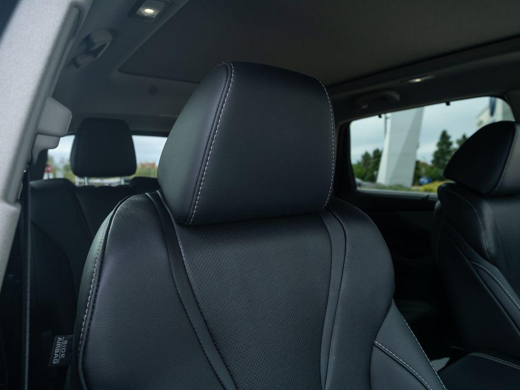 used 2023 Acura MDX car, priced at $41,288