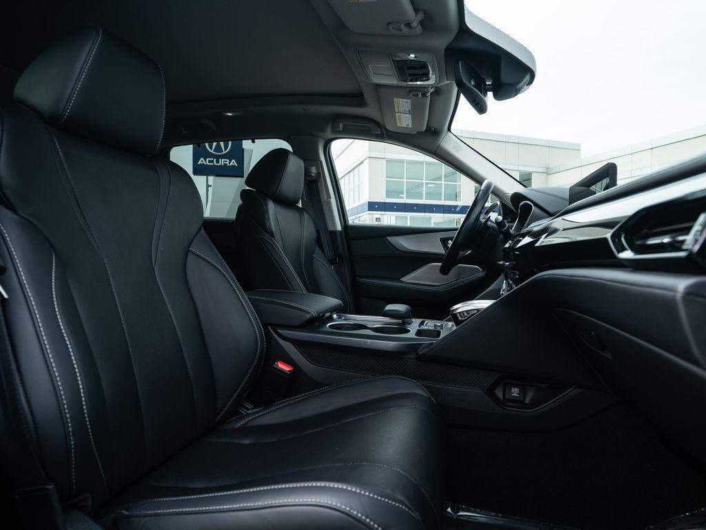 used 2023 Acura MDX car, priced at $41,288