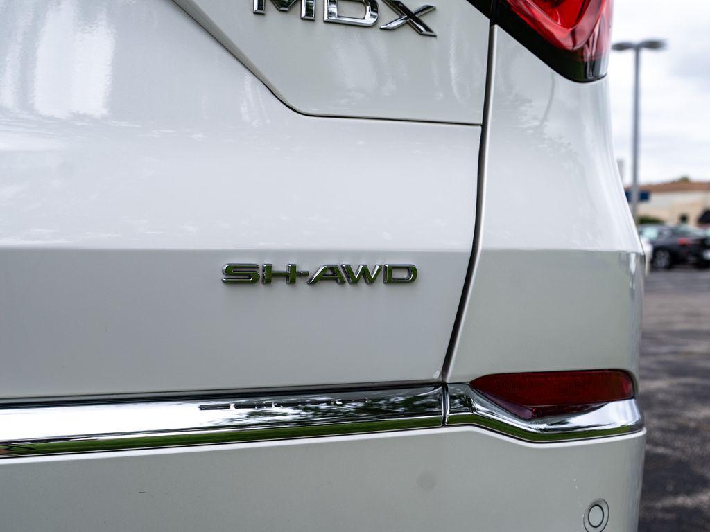 used 2023 Acura MDX car, priced at $36,900