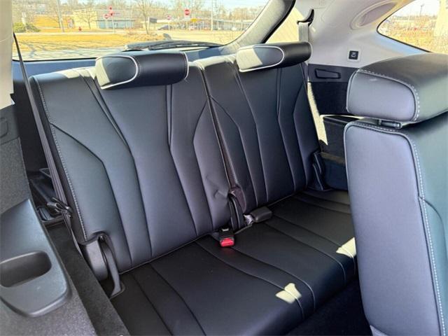 used 2024 Acura MDX car, priced at $55,289