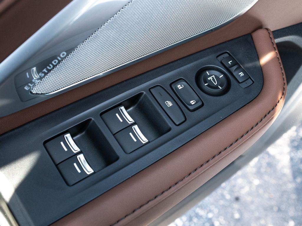 new 2026 Acura RDX car, priced at $49,650