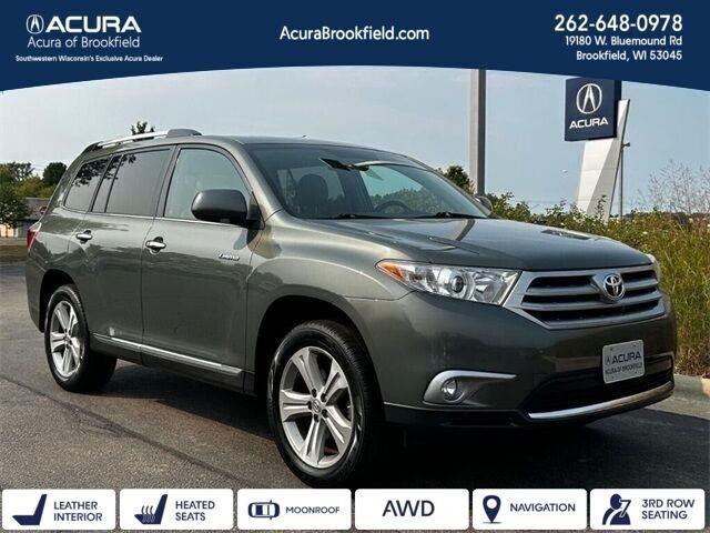 used 2013 Toyota Highlander car, priced at $18,900