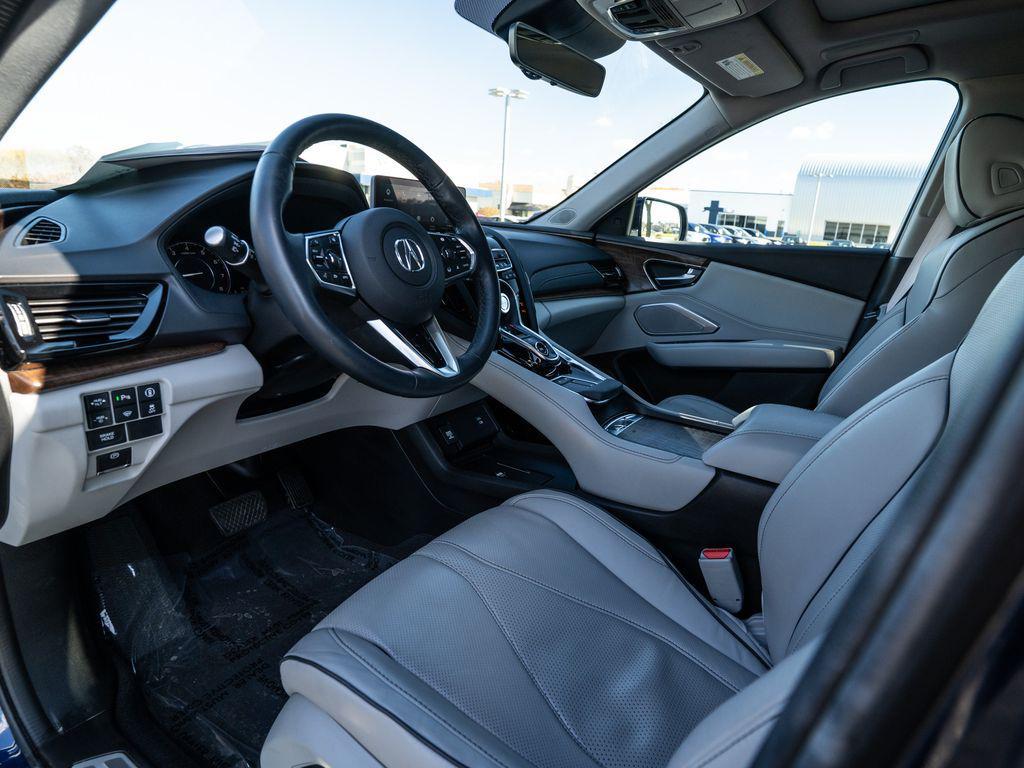 used 2023 Acura RDX car, priced at $43,900