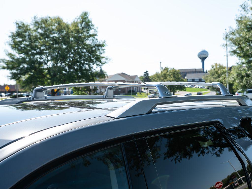 used 2022 Nissan Pathfinder car, priced at $31,900