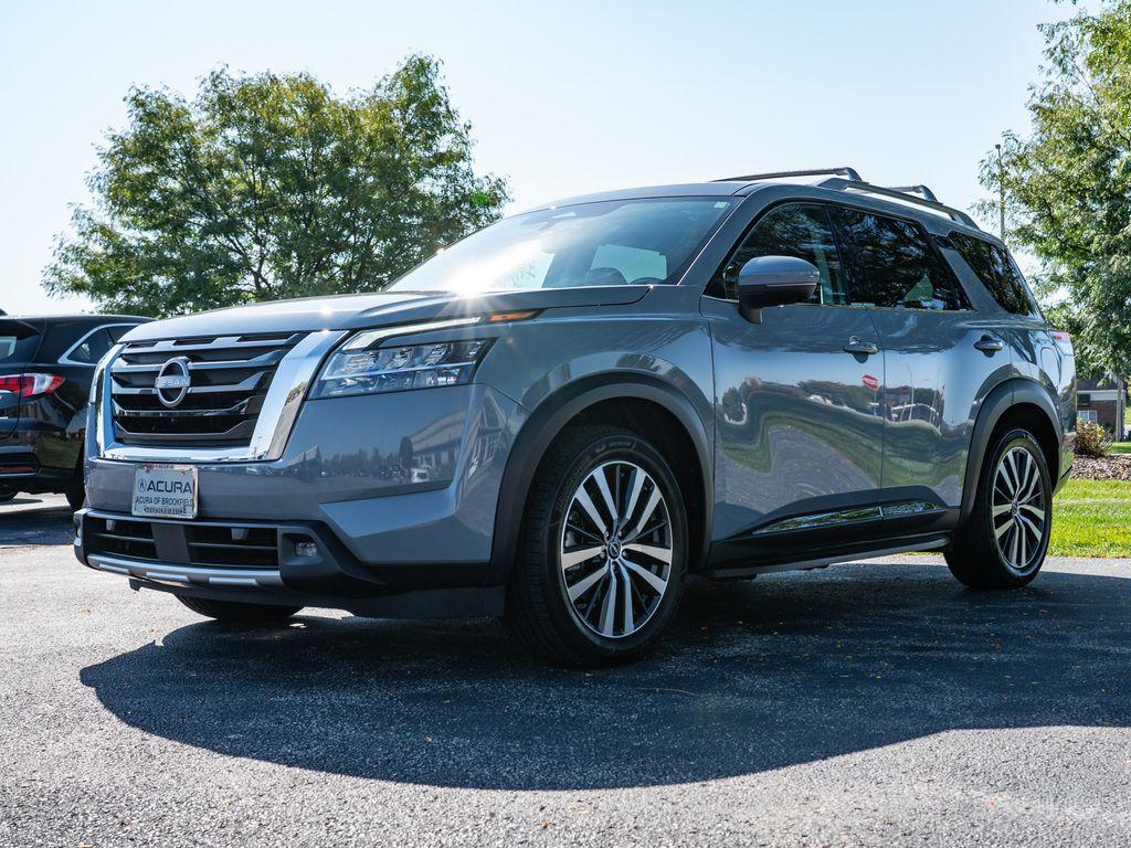 used 2022 Nissan Pathfinder car, priced at $31,900