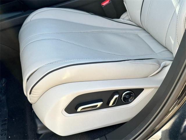 new 2025 Acura RDX car, priced at $54,400