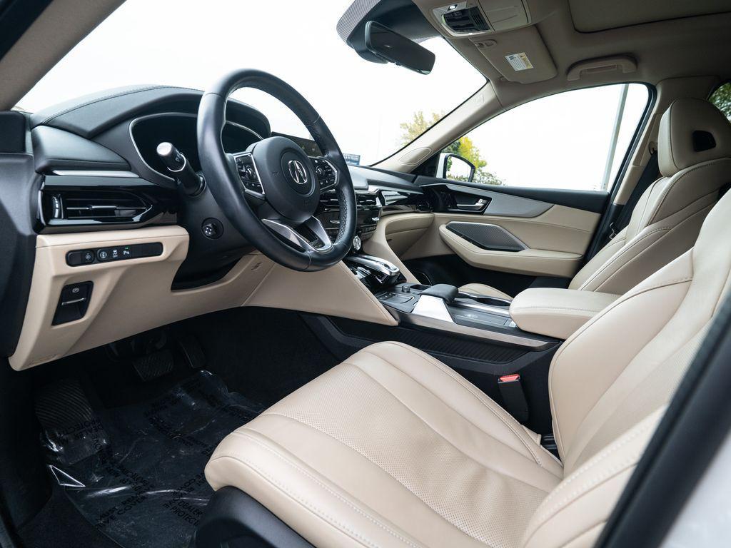 used 2023 Acura MDX car, priced at $44,900