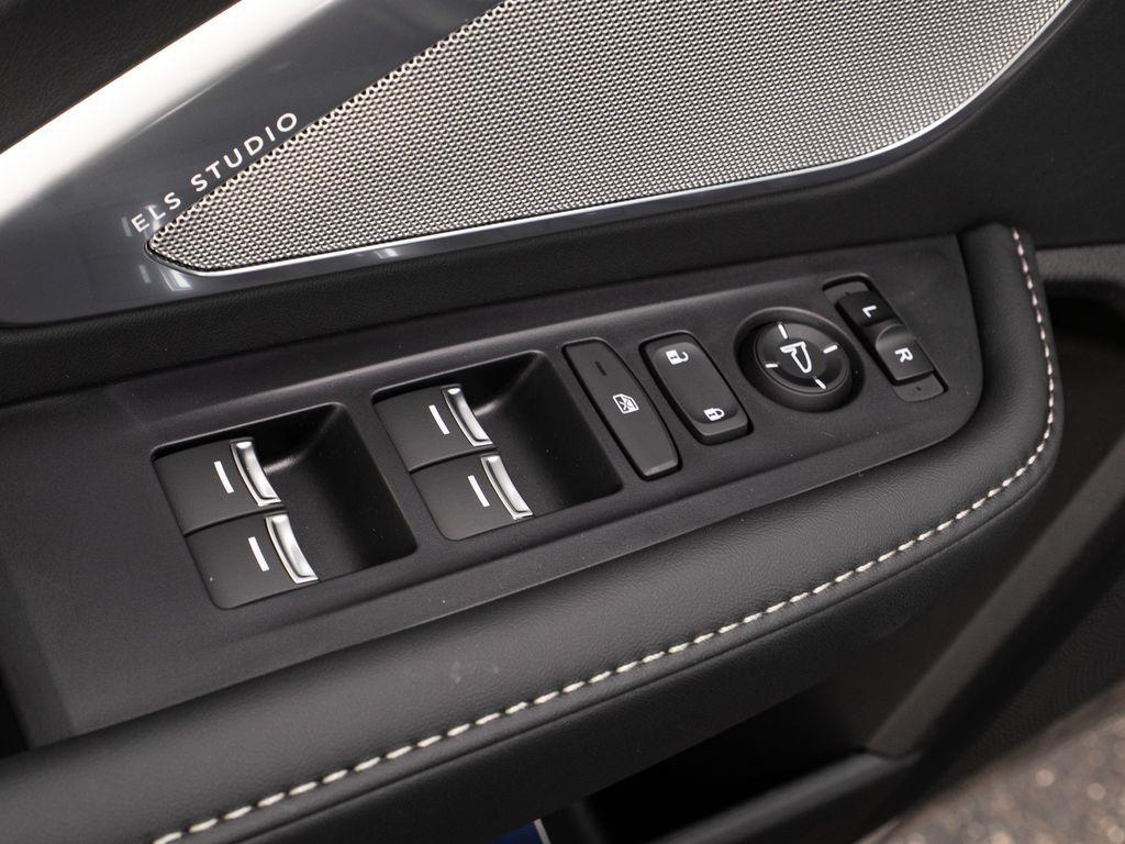 new 2026 Acura RDX car, priced at $49,650