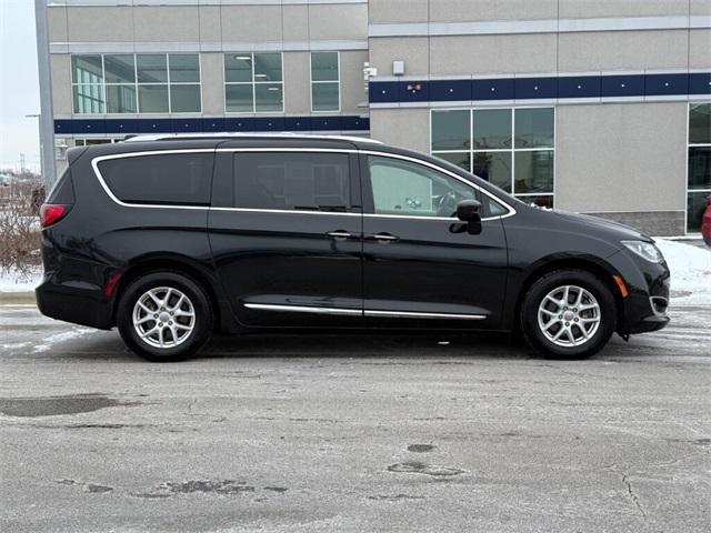 used 2020 Chrysler Pacifica car, priced at $20,993