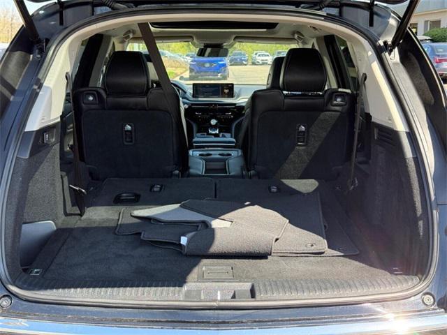 used 2023 Acura MDX car, priced at $43,900