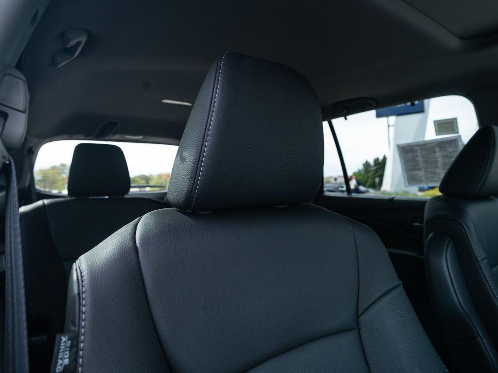 used 2022 Honda Pilot car, priced at $33,900