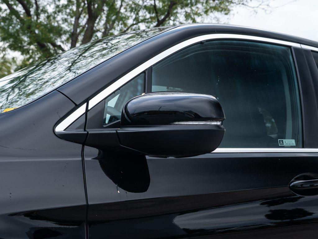 used 2022 Honda Pilot car, priced at $33,900