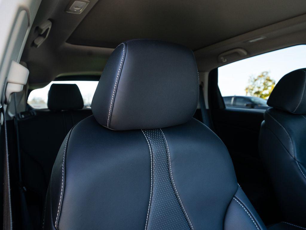 used 2023 Acura RDX car, priced at $40,900