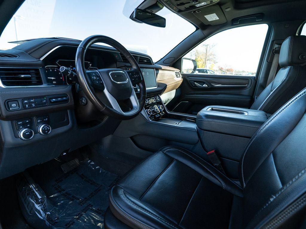 used 2021 GMC Yukon XL car, priced at $48,125