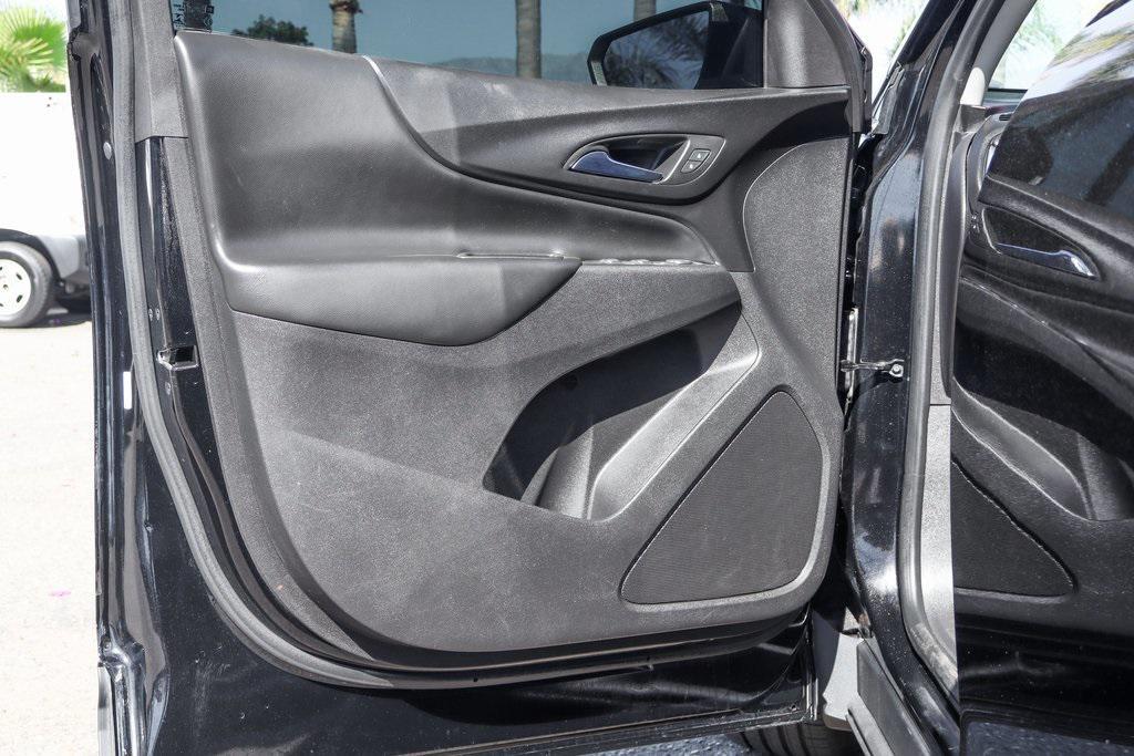 used 2022 Chevrolet Equinox car, priced at $19,995