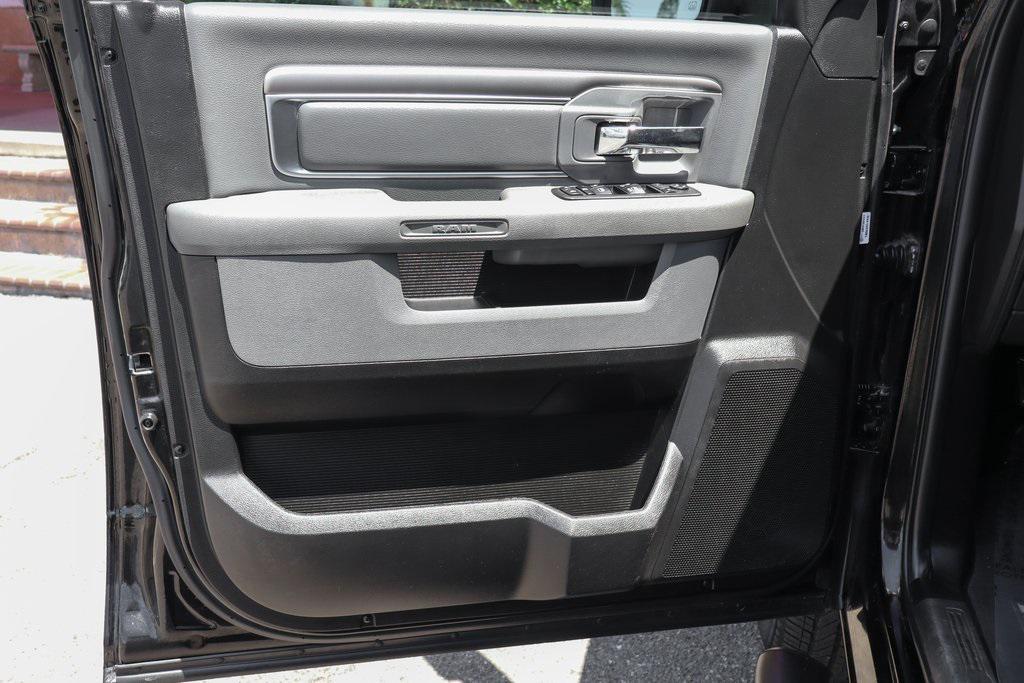 used 2019 Ram 1500 Classic car, priced at $24,995