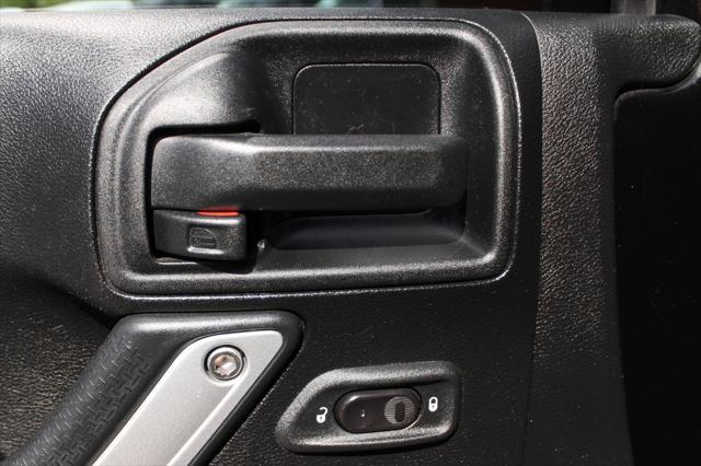used 2016 Jeep Wrangler Unlimited car, priced at $18,995