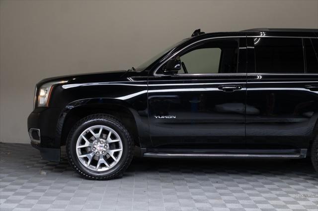used 2019 GMC Yukon car, priced at $31,995