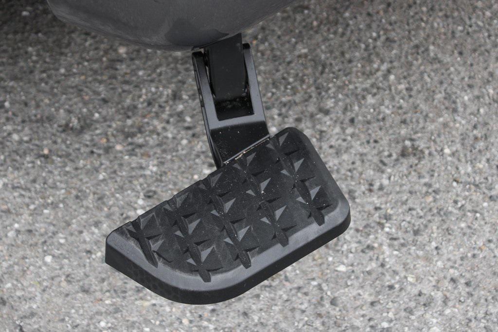 used 2021 Nissan Titan car, priced at $27,995