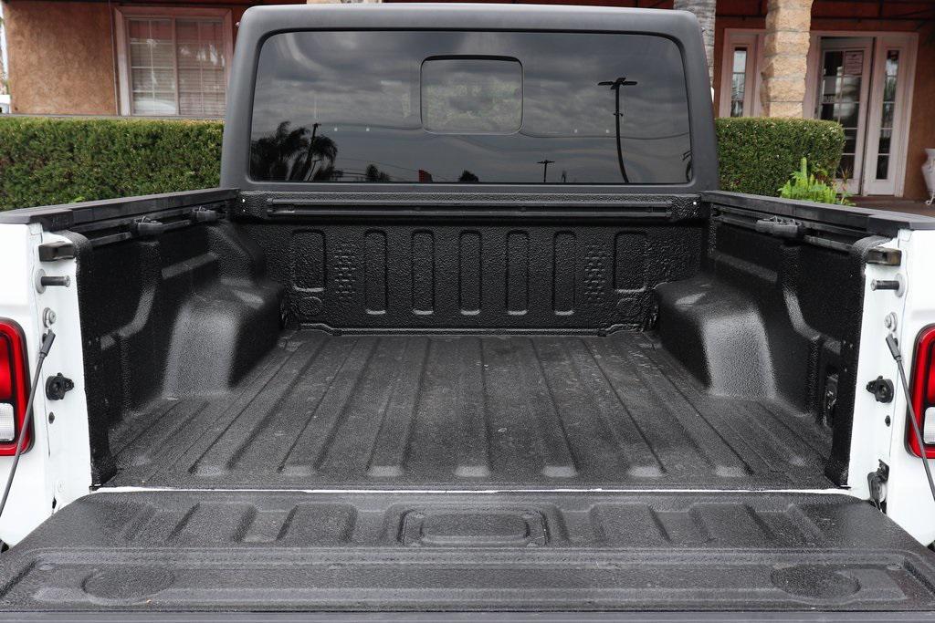 used 2020 Jeep Gladiator car, priced at $24,995