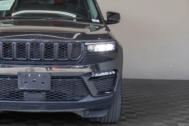 used 2023 Jeep Grand Cherokee car, priced at $31,995