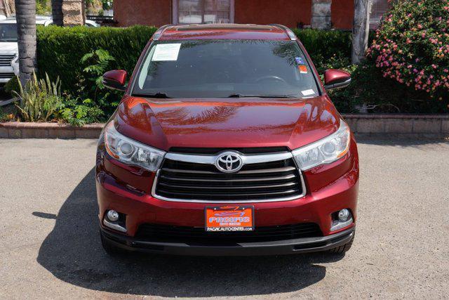 used 2015 Toyota Highlander car, priced at $18,995