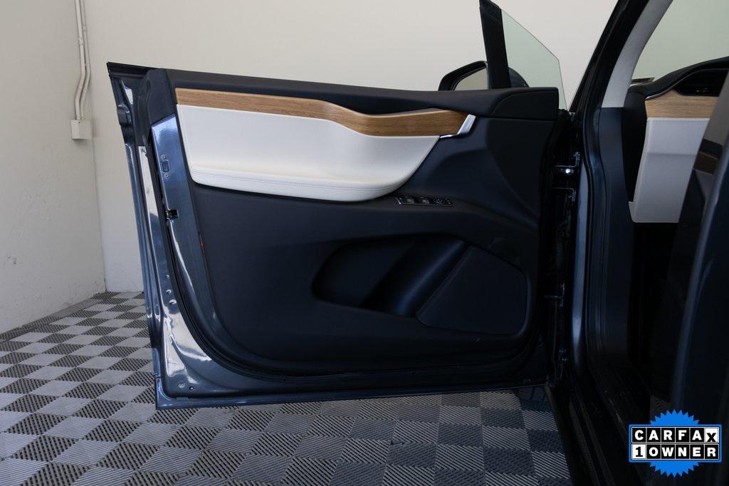 used 2019 Tesla Model X car, priced at $33,995