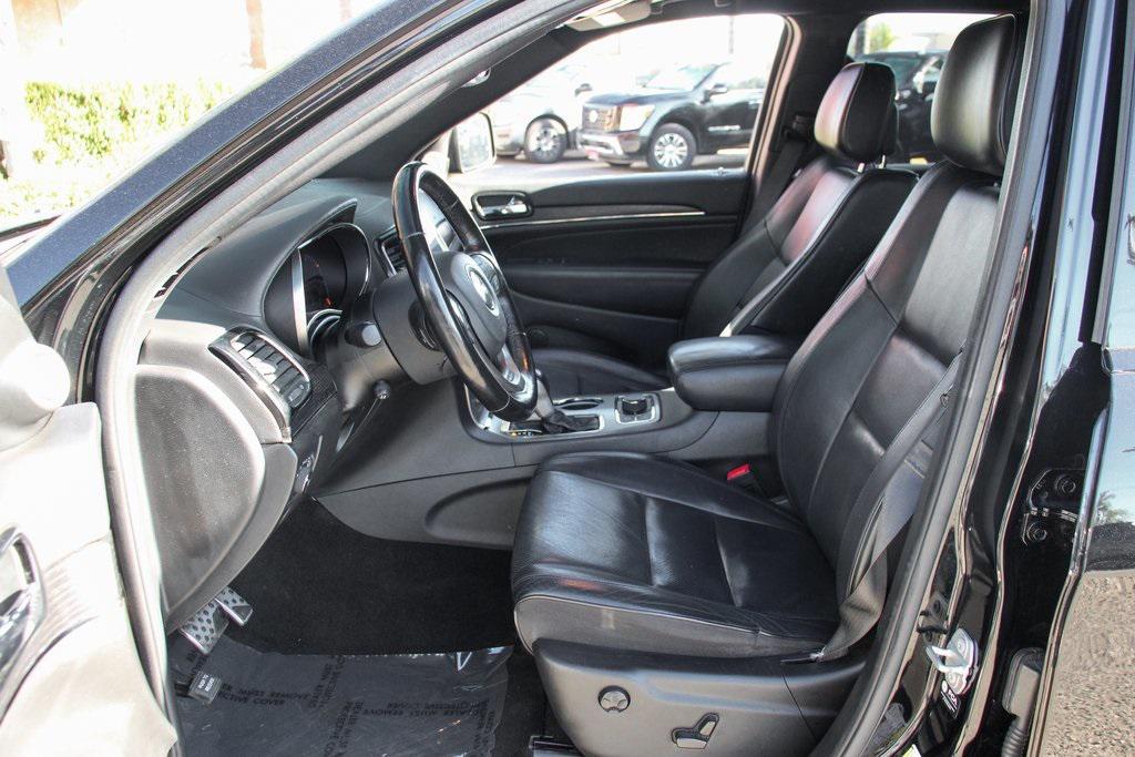 used 2021 Jeep Grand Cherokee car, priced at $31,995