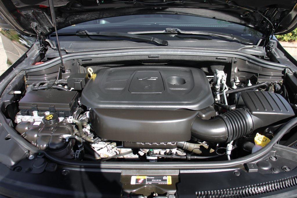 used 2022 Jeep Grand Cherokee car, priced at $22,995