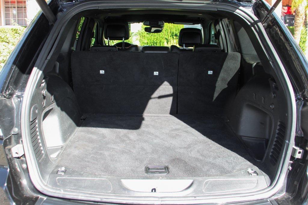 used 2022 Jeep Grand Cherokee car, priced at $22,995