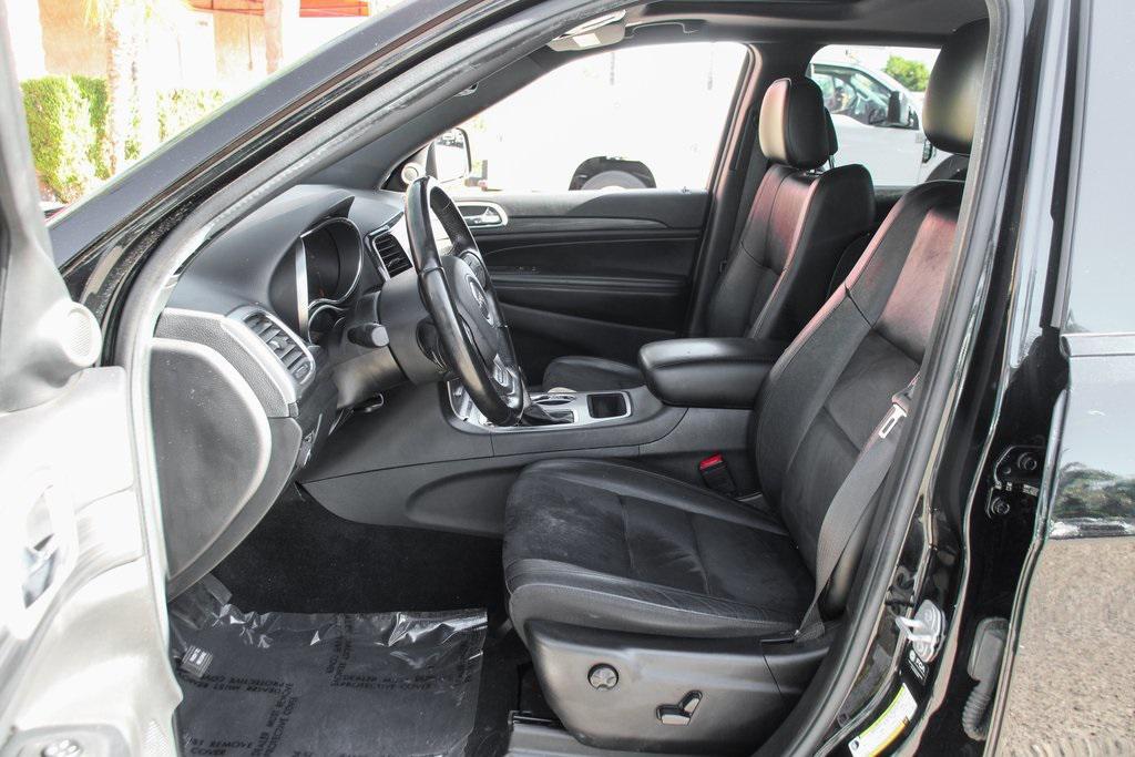 used 2022 Jeep Grand Cherokee car, priced at $22,995