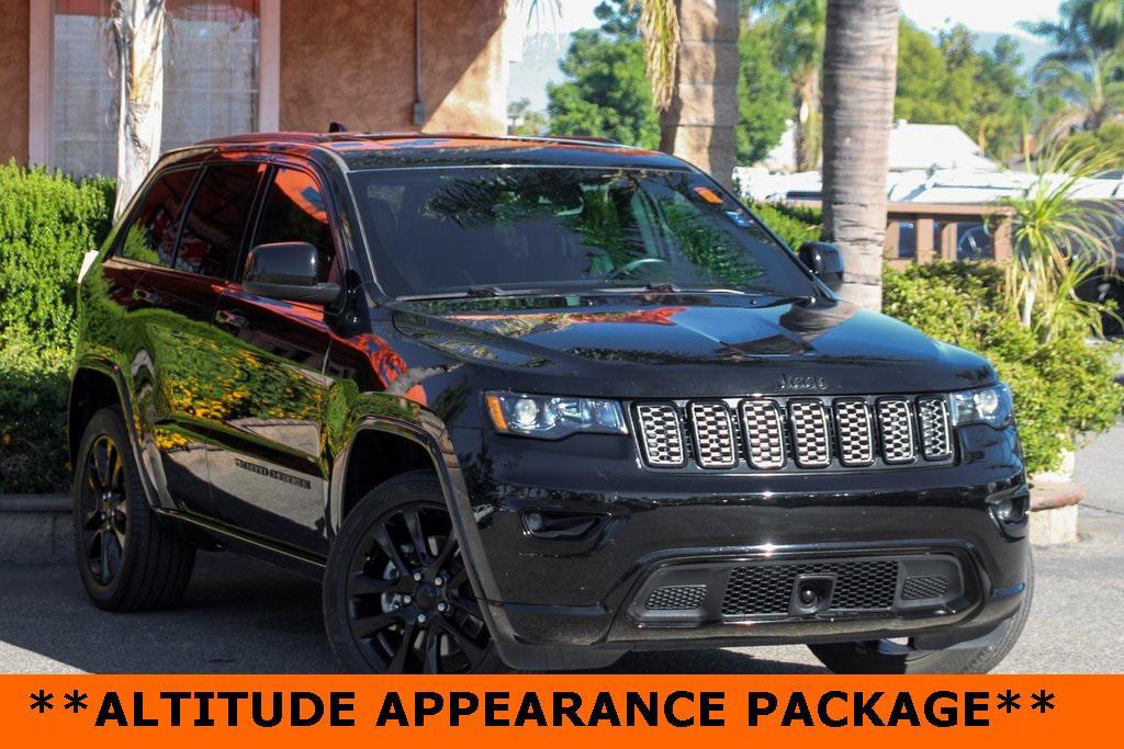 used 2022 Jeep Grand Cherokee car, priced at $22,995