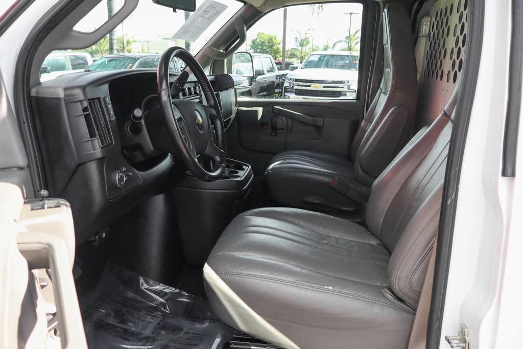 used 2022 Chevrolet Express 2500 car