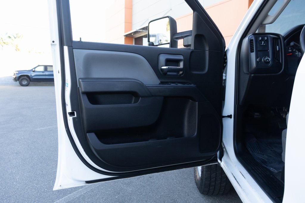 used 2019 Chevrolet Silverado 2500 car, priced at $32,995