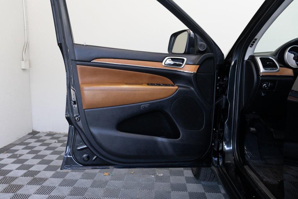 used 2012 Jeep Grand Cherokee car