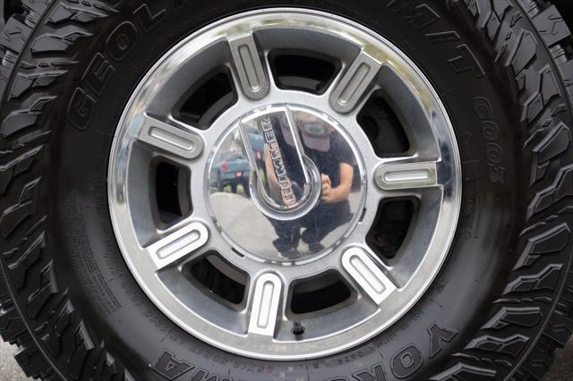 used 2005 Hummer H2 car, priced at $37,995