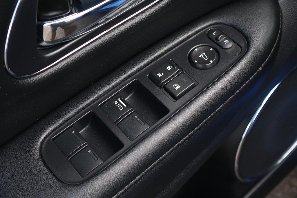 used 2022 Honda HR-V car, priced at $19,995