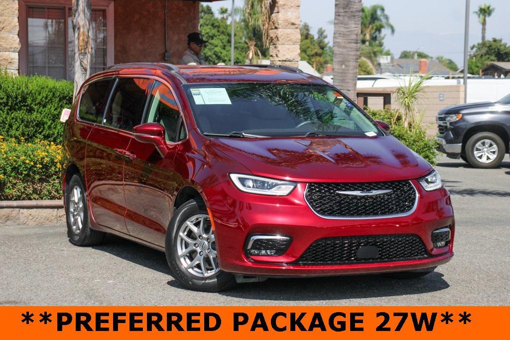 used 2021 Chrysler Pacifica car, priced at $22,995