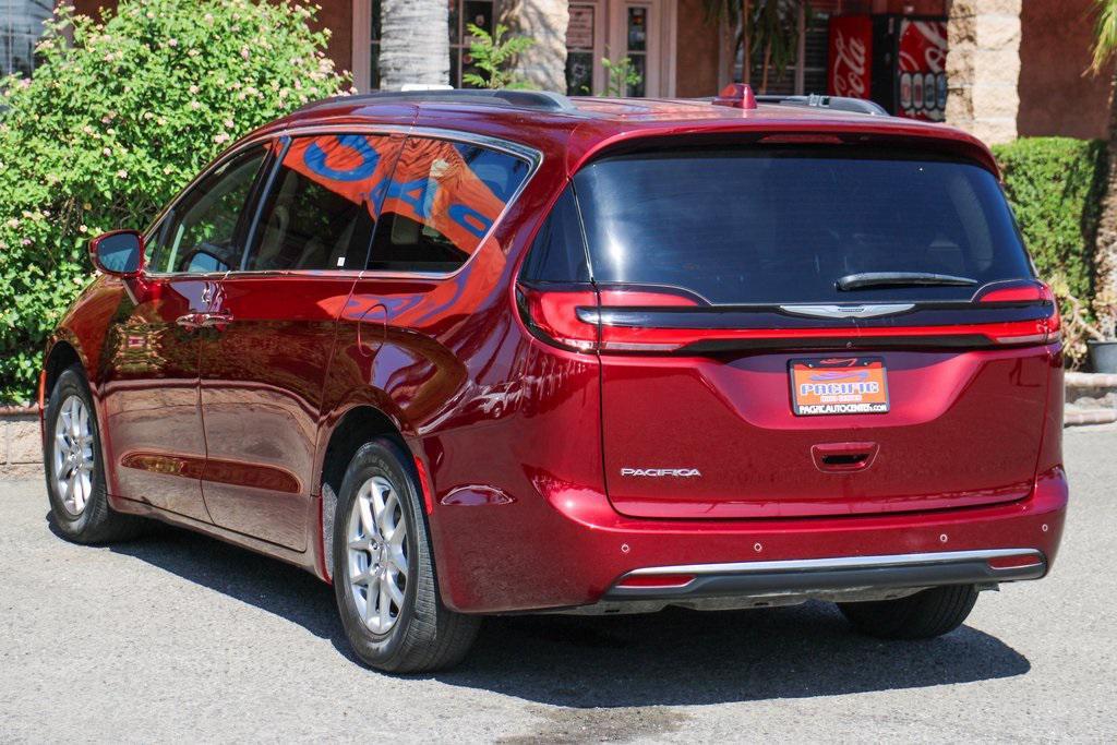 used 2021 Chrysler Pacifica car, priced at $22,995