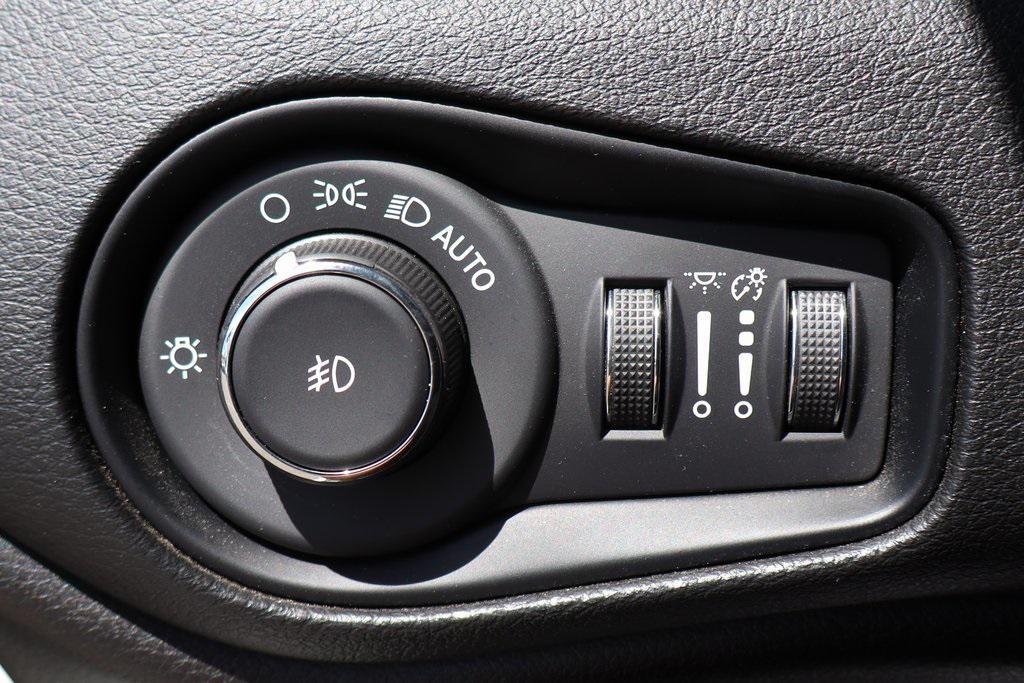 used 2023 Jeep Renegade car, priced at $18,995