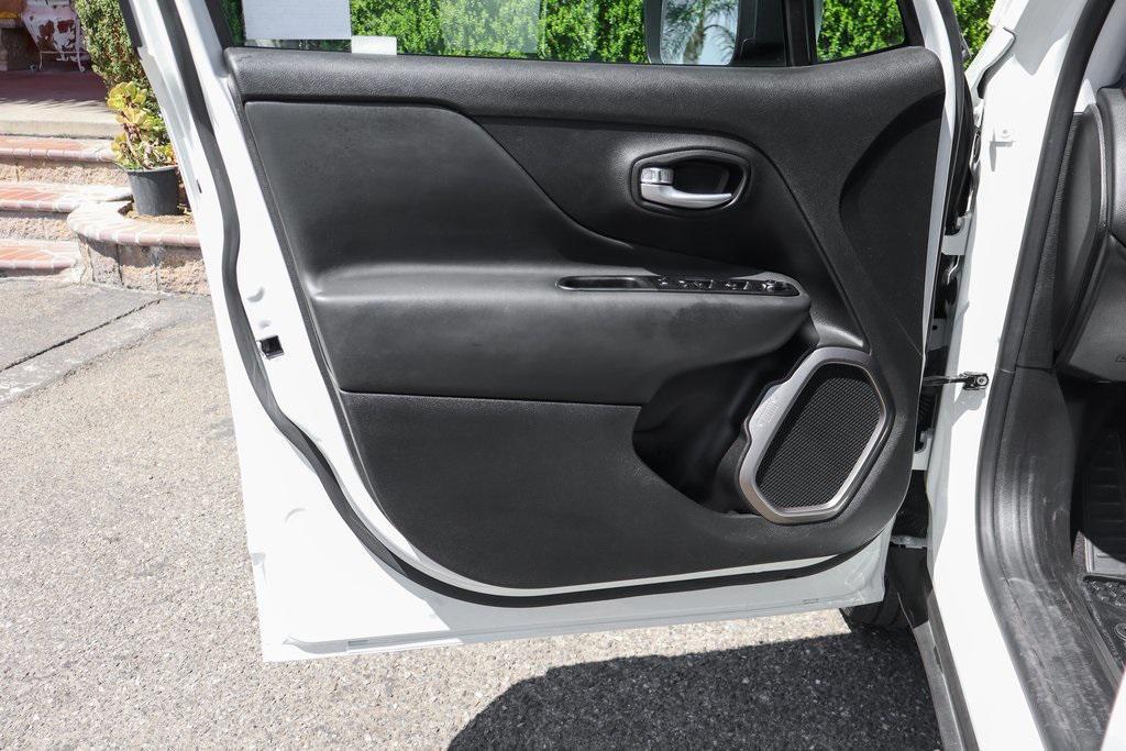used 2023 Jeep Renegade car, priced at $18,995